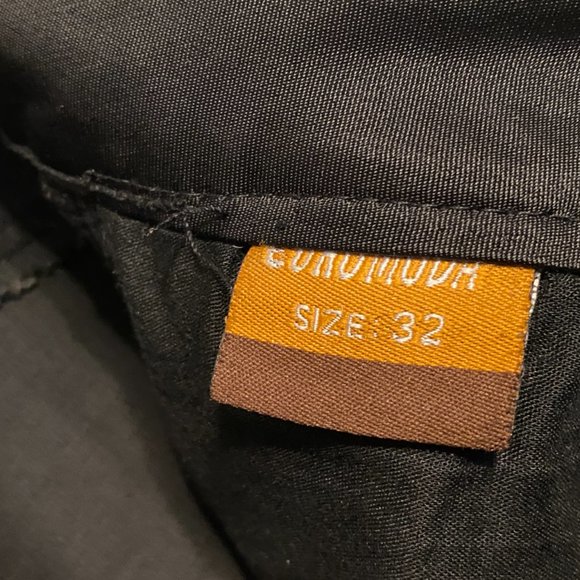 Beautiful !  EUROMODA ~ Black Satin Stretchy 5 Pockets Jeans/Pants  ~ Size 32 - Picture 9 of 11